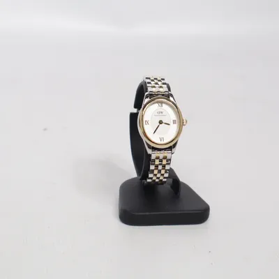 Wristwatch (Silver, Gold) from Daniel Wellington