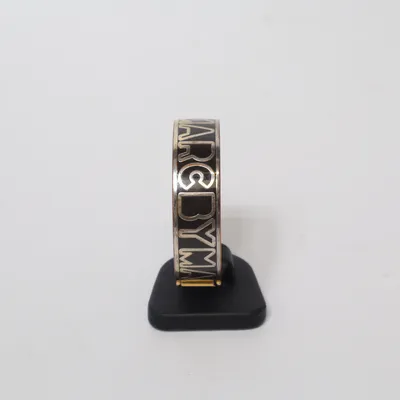 Armring (Guldfärgad, Svart) från Marc by Marc Jacobs Okänd metall