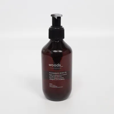 Body oil (Nourishing Body Oil) from Woods Copenhagen