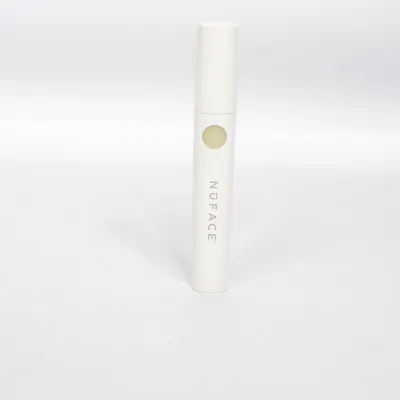 Face massage tool (White) from Nuface