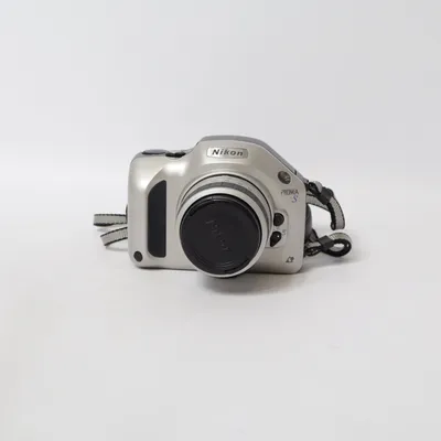 Analog kompaktkamera från Nikon