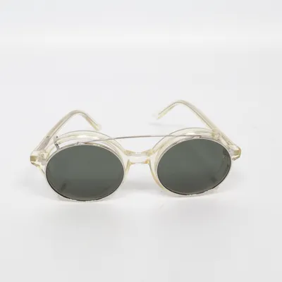 Clip-on solglasögon (Beige) från Han Kjøbenhavn