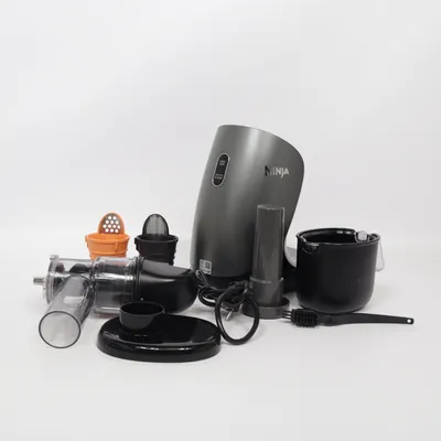 Råsaftcentrifuge (JC100EU) fra Ninja