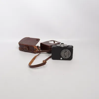 Analog compact camera (Movex 8) from Agfa