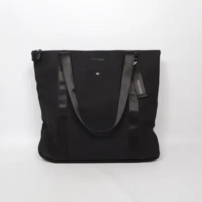 Handväska (WINGS BIG TOTE) från Tretorn Polyester, Polyuretan