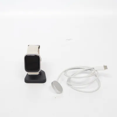 Smart watch (Beige) from Apple