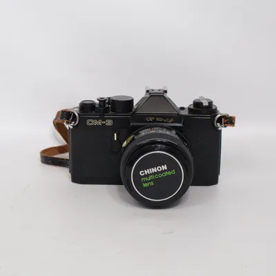 DSLR camera (Cm-3) from Chinon