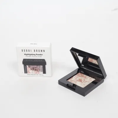 Highlighter (Highlighting Powder) from Bobbi Brown