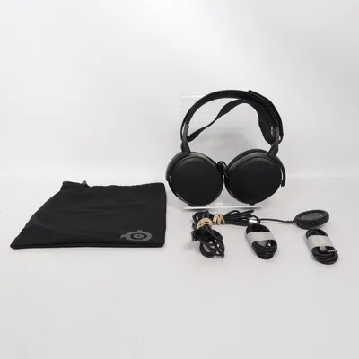 Headset (Arctis Nova Pro) from Steelseries
