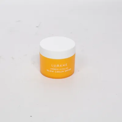 Moisturizer (Nordic-C Valo Glow Cream Spf30) from Lumene