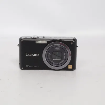 Kompaktkamera (Dmc-Fx100) fra Panasonic