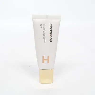 Foundation (VEIL) från Hourglass