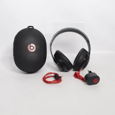 Headphones (Studio) from Beats