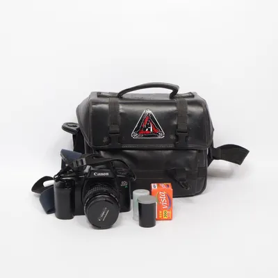 Analog systemkamera från Canon