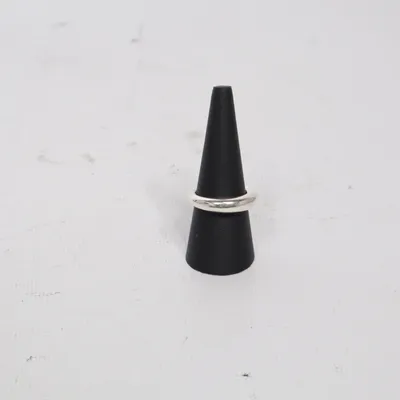 Ring (Silverfärgad) från Ani Okänd metall