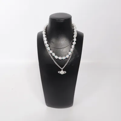 Halsband (Silverfärgad, Blå) Okänd metall