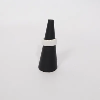 Ring (Vit) från Ceramic Okänd metall