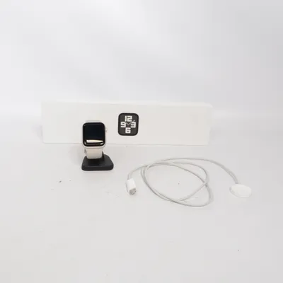 Smartwatch (Beige) von Apple