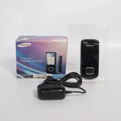 Mobiltelefon (E1360) från Samsung
