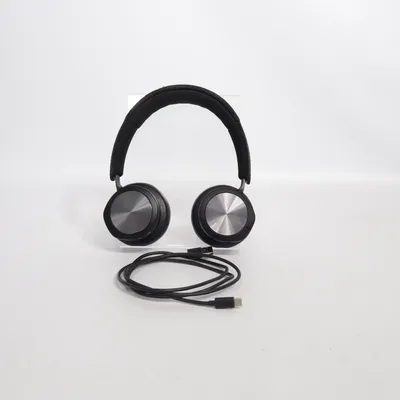 Hörlurar (Svart) från Bang & Olufsen