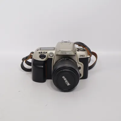 Analog systemkamera (F60) från Nikon