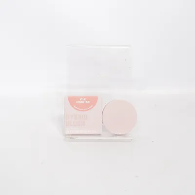 Rouge (Hybrid Blush) från Kylie Cosmetics