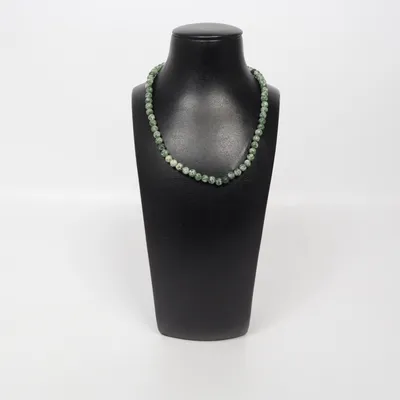 Necklace (Green) from Muli Unknown metal