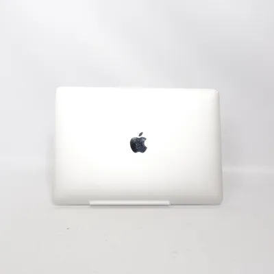 Laptop (MacBook Pro 13 tum, Två Thunderbolt 3-portar, 2,3 GHz Dual-Core Intel Core i5) från Apple