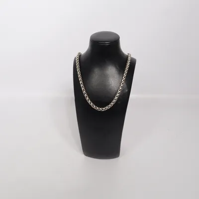 Halsband (Silverfärgad) från Michael Carlson Okänd metall