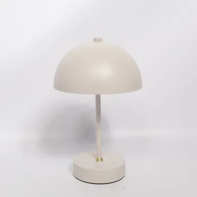 Bordslampa (Grå) från Jysk