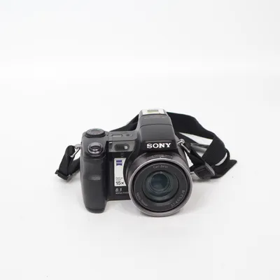 DSLR camera from Sony