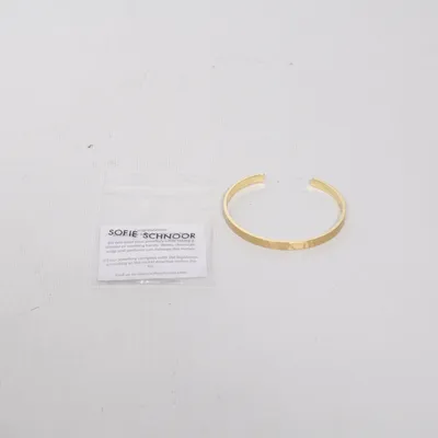 Armring (Guldfärgad) från Sofie Schnoor Okänd metall
