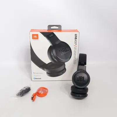 Hörlurar (Live 400Bt) från JBL