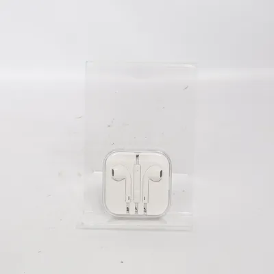 Headphones (EarPods) from Apple