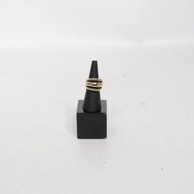Ring (Guldfärgad) Okänd metall