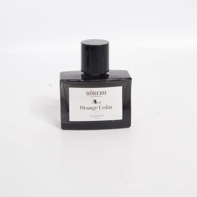 Eau de Parfum (Orange Cedar) från Noberu