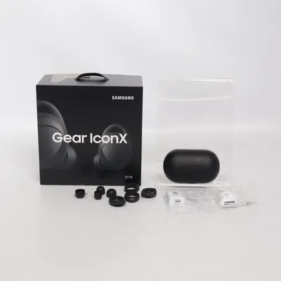 Hörlurar (Gear Iconx) från Samsung