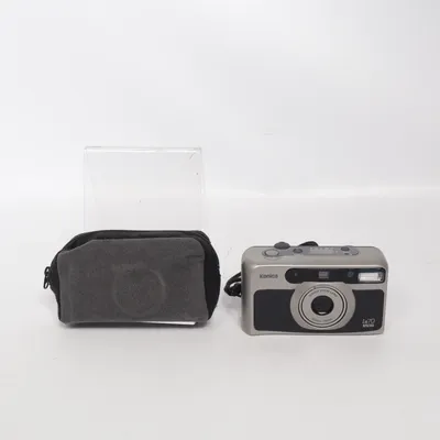 Analog kompaktkamera (Z-Up 70 Vp) från Konica