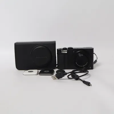 Digital kompaktkamera (DMC-TZ71) från Panasonic