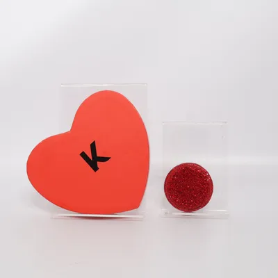 Snusdosa (Röd, Svart) från Kelly White