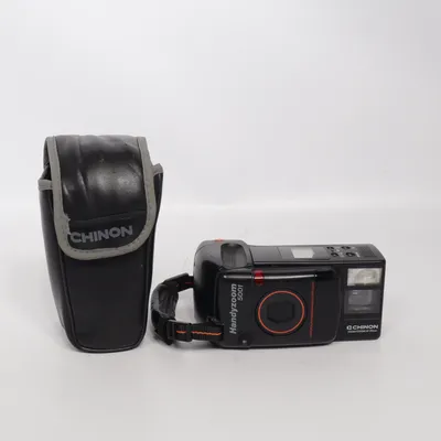 Analog kompaktkamera (Handyzoom 35-70mm) från Chinon