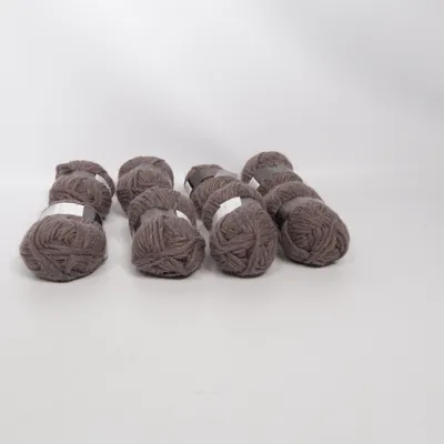Yarn (Eskimo) from Drops Wool