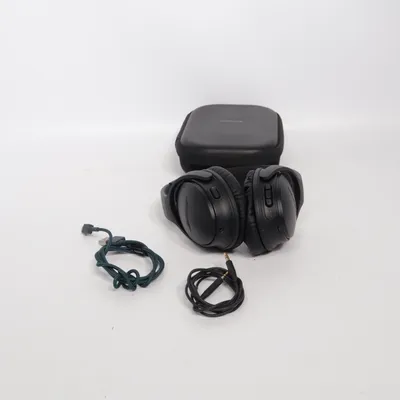 Hörlurar (QuietComfort) från Bose