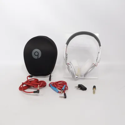 Headphones (Mixr) from Beats