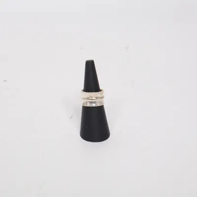 Ring (Silverfärgad) från Ani Okänd metall