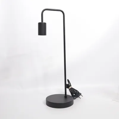 Bordslampa (Svart) från Gekas Ullared
