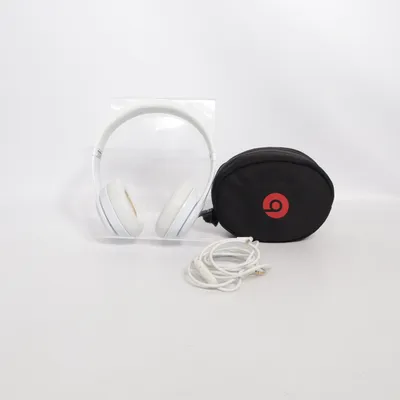 Headphones (Solo2) from Beats