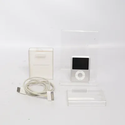 MP3-afspiller (Ipod Nano 3rd Generation) fra Apple