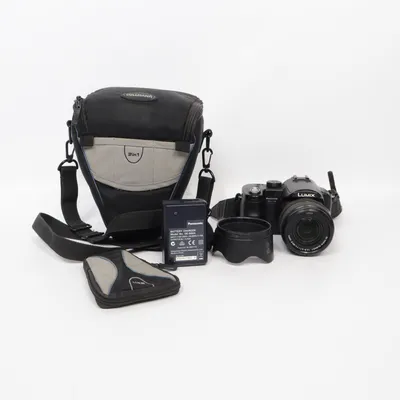 DSLR camera (DMC-FZ30) from Panasonic