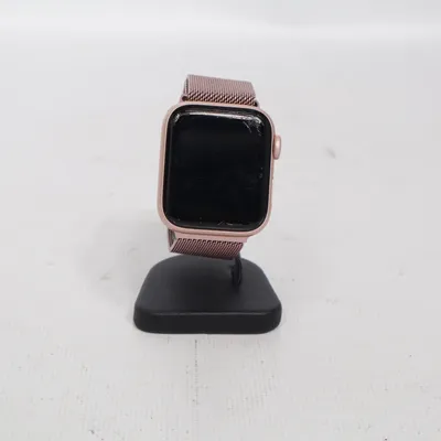 Smartwatch (Pink) von Apple